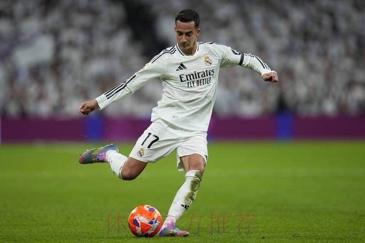 马卡报:巴斯克斯拒绝了皇马开出的首份续约报价 马卡报:巴斯克斯拒绝了皇马开出的首份续约报价